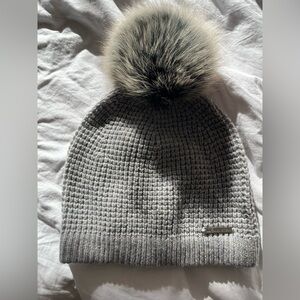 New Michael Kors Gray Knit Beanie with Faux Fur Pom